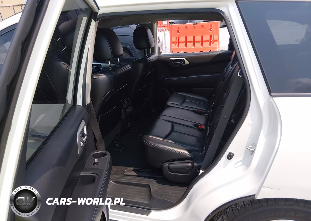 2017 Nissan Pathfinder Platinum-S-Sl-Sv VIN:5N1DR2MMXHC667809 - 8