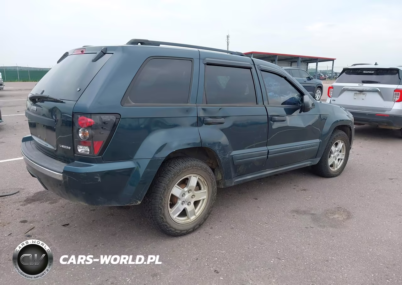 2005 Jeep Grand Cherokee Laredo VIN:1J4GR48KX5C593531 - 4