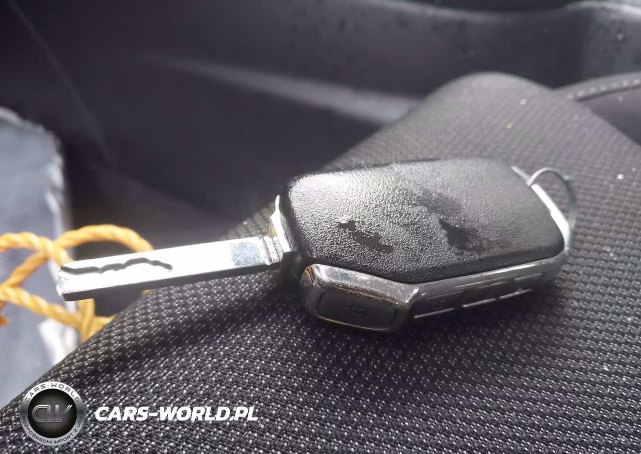 2023 Kia Forte Lxs VIN:3KPF24AD5PE676829 - 11