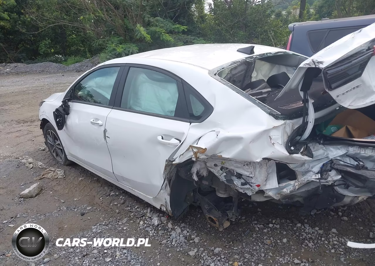 2023 Kia Forte Lxs VIN:3KPF24AD5PE676829 - 14