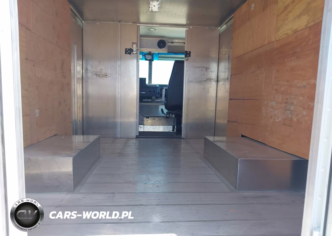 2018 Ford E-350 Stripped VIN:1FC3E3K64JDC33150 - 12
