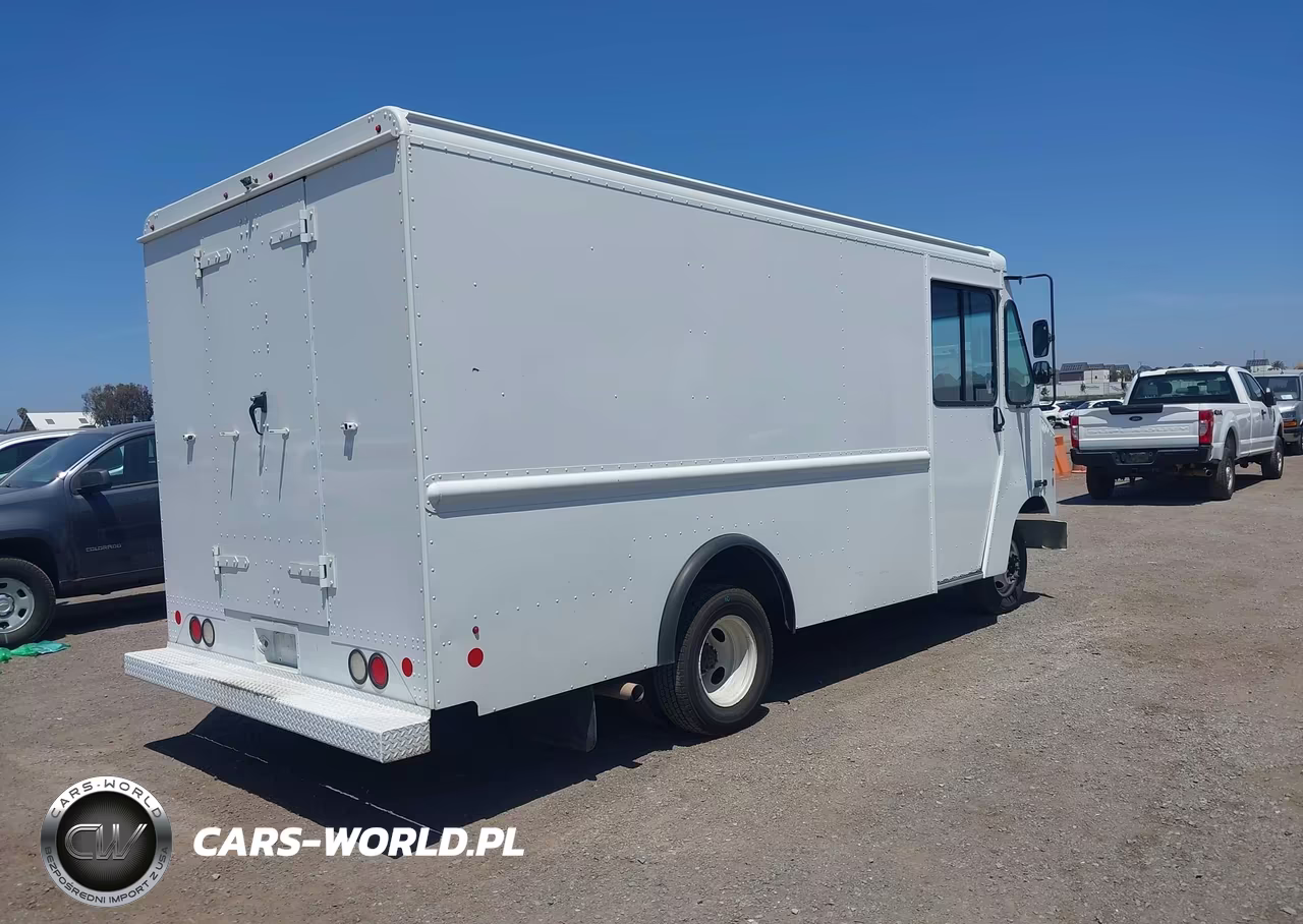 2018 Ford E-350 Stripped VIN:1FC3E3K64JDC33150 - 4