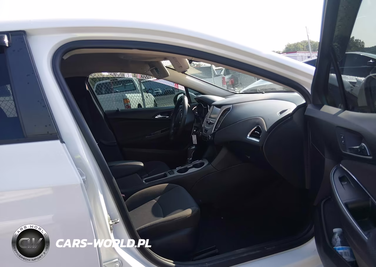 2018 Chevrolet Cruze Ls Auto VIN:1G1BC5SM0J7222813 - 5