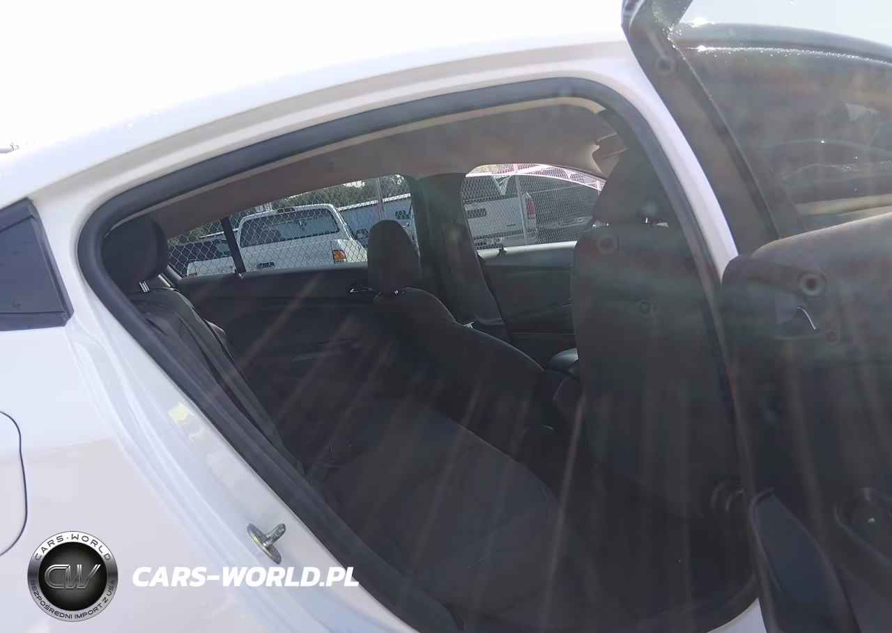 2018 Chevrolet Cruze Ls Auto VIN:1G1BC5SM0J7222813 - 8