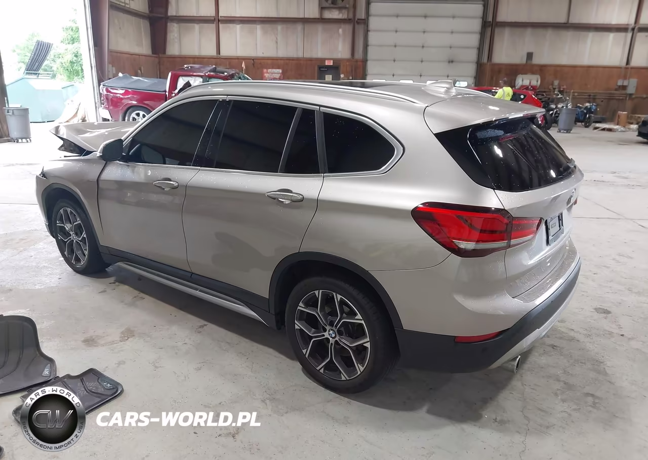 2021 BMW X1 xDrive28I VIN:WBXJG9C02M5U12769 - 3