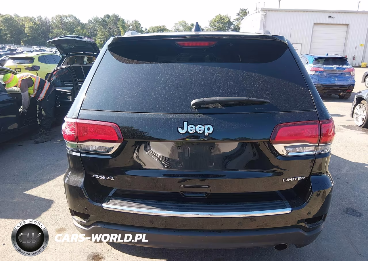 2021 Jeep Grand Cherokee Limited 4X4 VIN:1C4RJFBG8MC551735 - 17