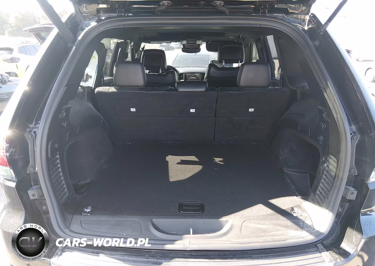 2021 Jeep Grand Cherokee Limited 4X4 VIN:1C4RJFBG8MC551735 - 18