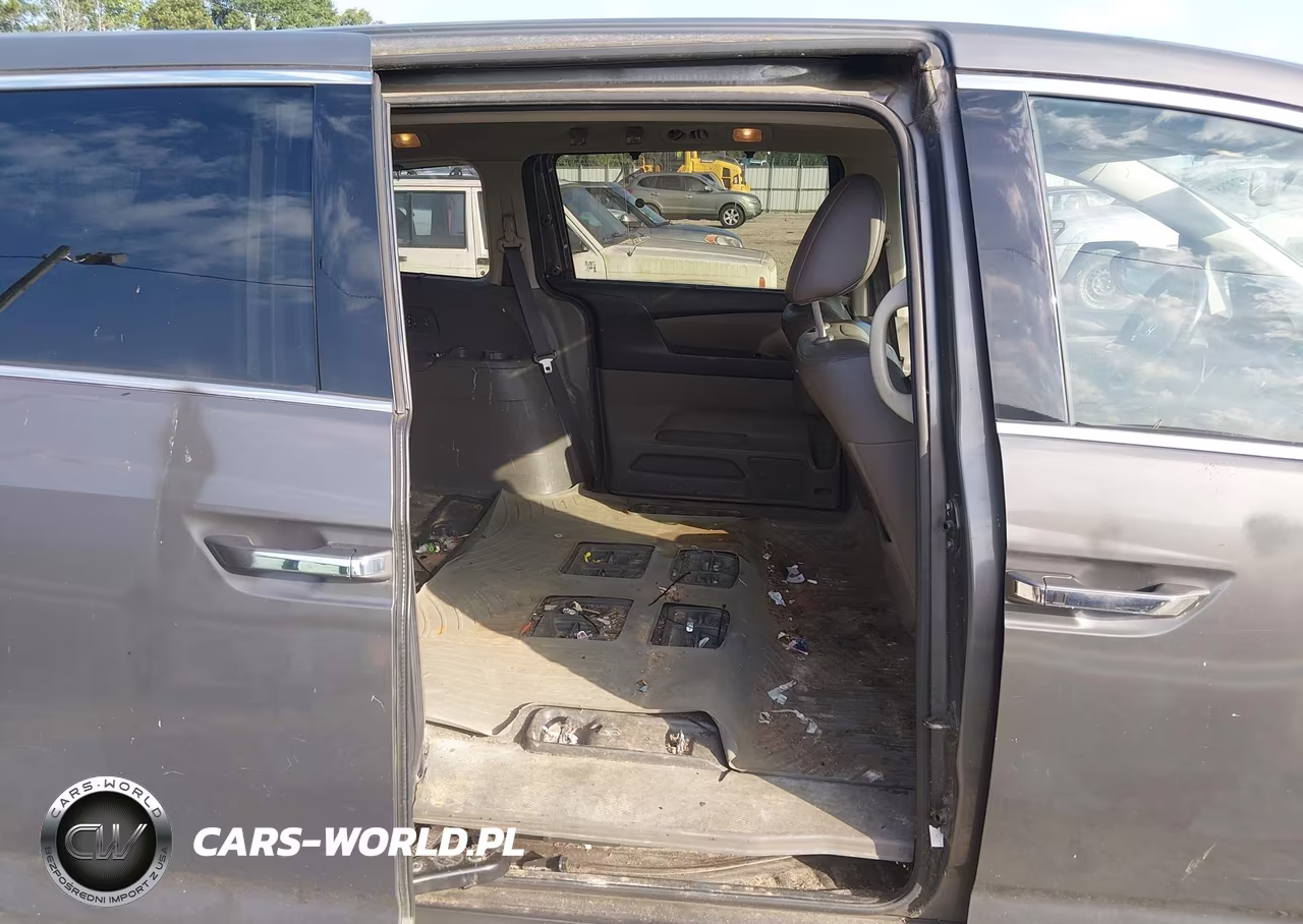 2014 Honda Odyssey Touring-Touring Elite VIN:5FNRL5H99EB004944 - 8