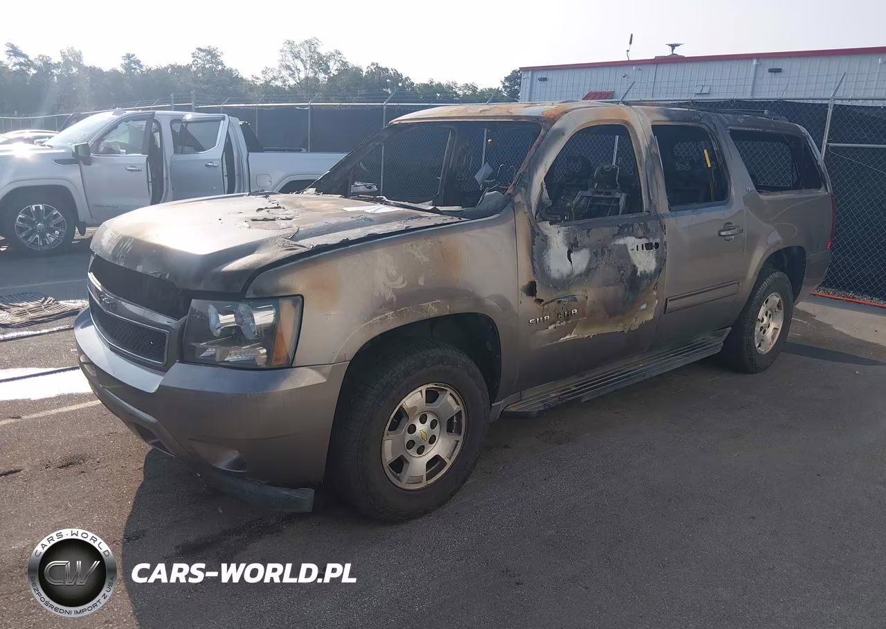 2013 Chevrolet Suburban Lt VIN:1GNSCJE02DR289583 - 2