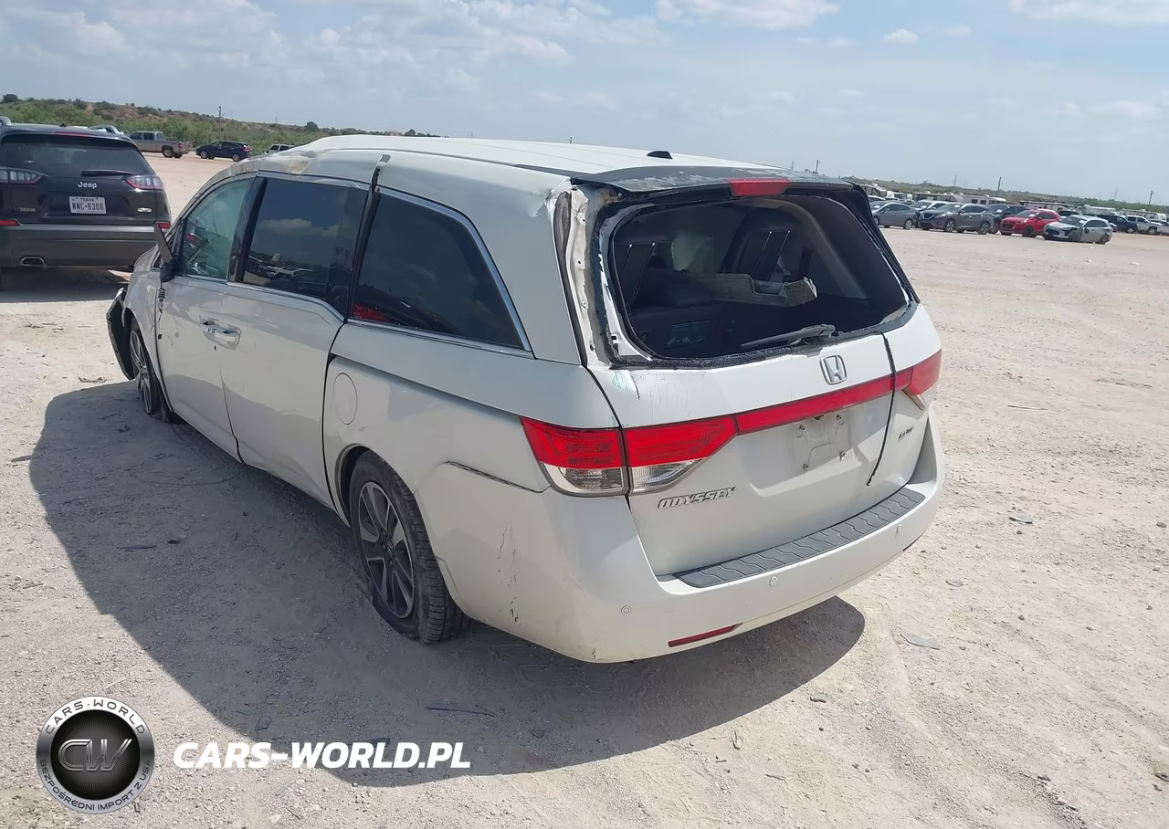 2015 Honda Odyssey Touring-Touring Elite VIN:5FNRL5H98FB102235 - 3