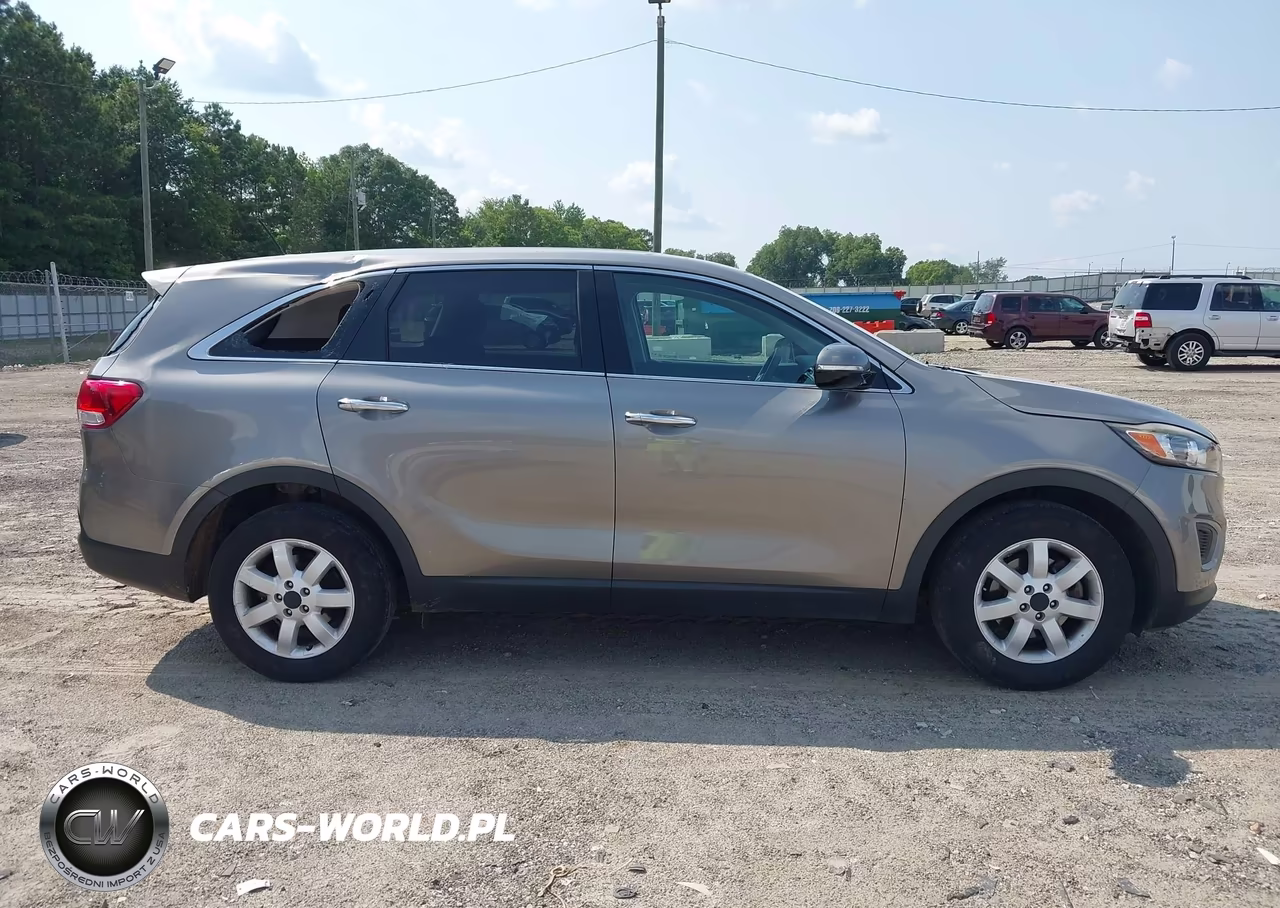 2018 Kia Sorento 2.4L L VIN:5XYPG4A39JG412066 - 13