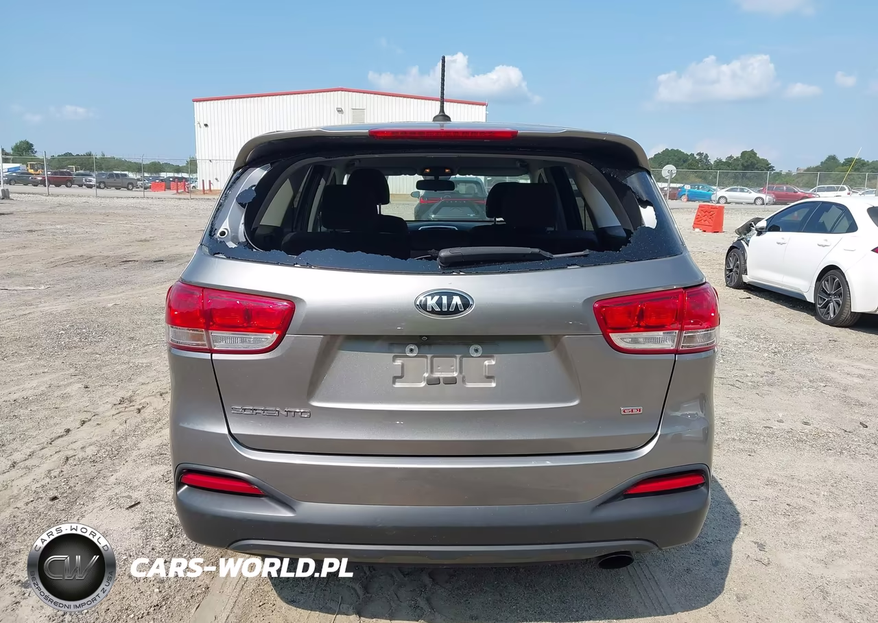 2018 Kia Sorento 2.4L L VIN:5XYPG4A39JG412066 - 16