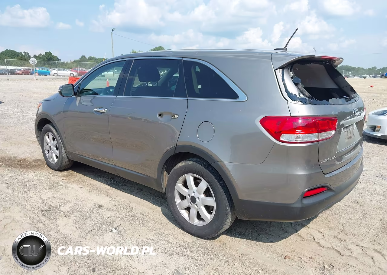 2018 Kia Sorento 2.4L L VIN:5XYPG4A39JG412066 - 3