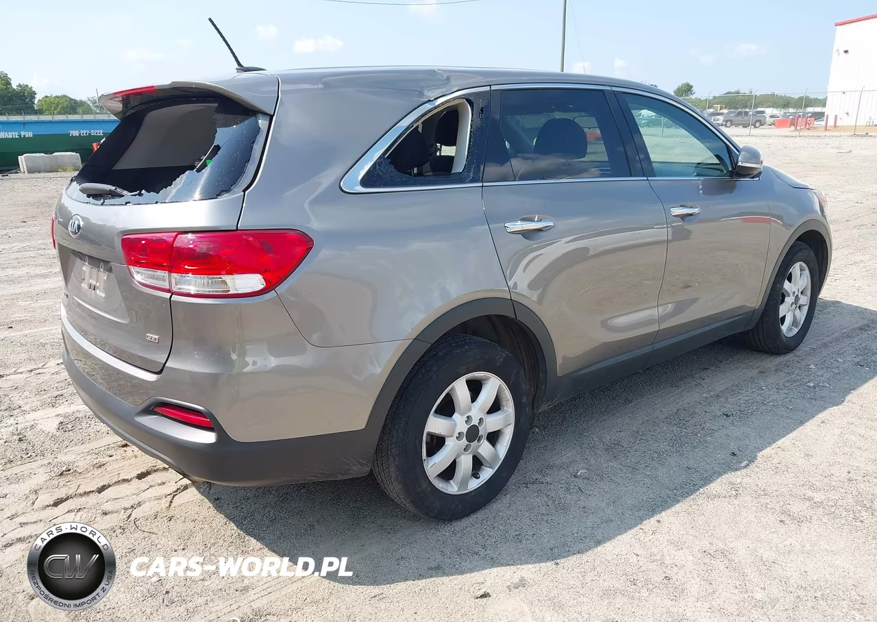 2018 Kia Sorento 2.4L L VIN:5XYPG4A39JG412066 - 4