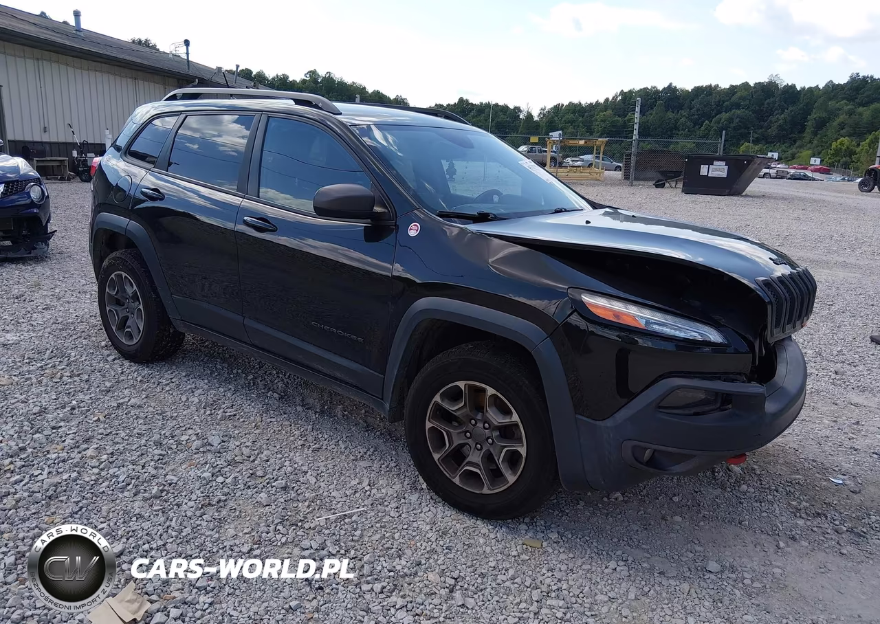 2015 Jeep Cherokee Trailhawk – zdjęcie 1 z 16