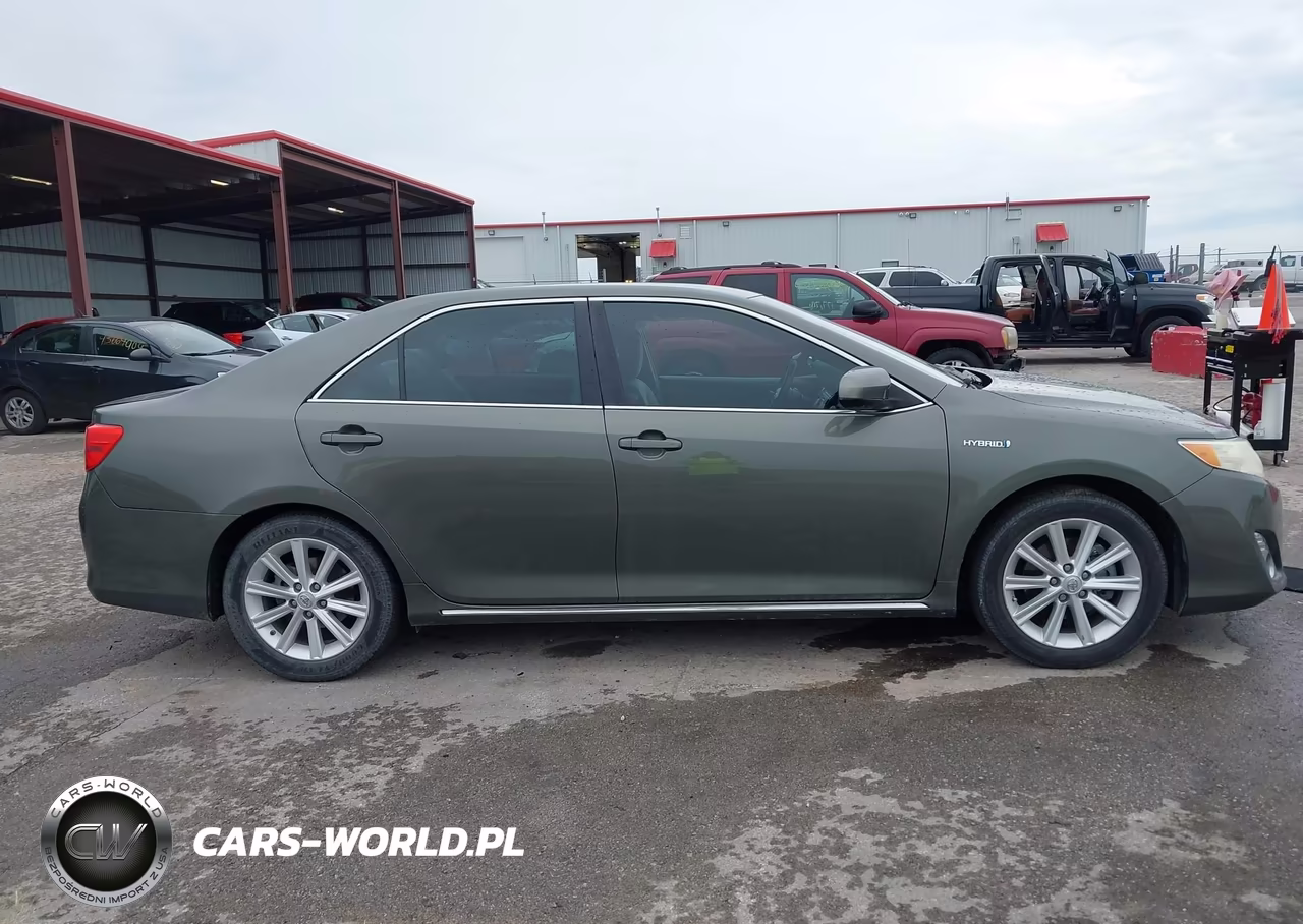 2014 Toyota Camry Hybrid Xle VIN:4T1BD1FK0EU104656 - 13