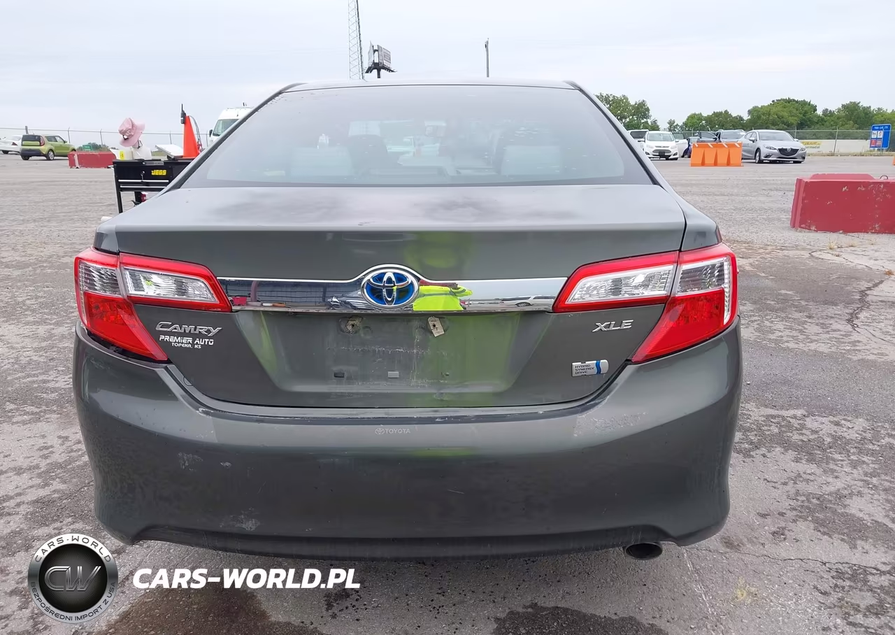 2014 Toyota Camry Hybrid Xle VIN:4T1BD1FK0EU104656 - 16