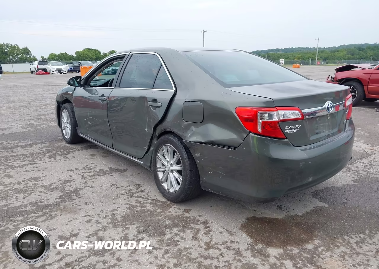 2014 Toyota Camry Hybrid Xle VIN:4T1BD1FK0EU104656 - 3