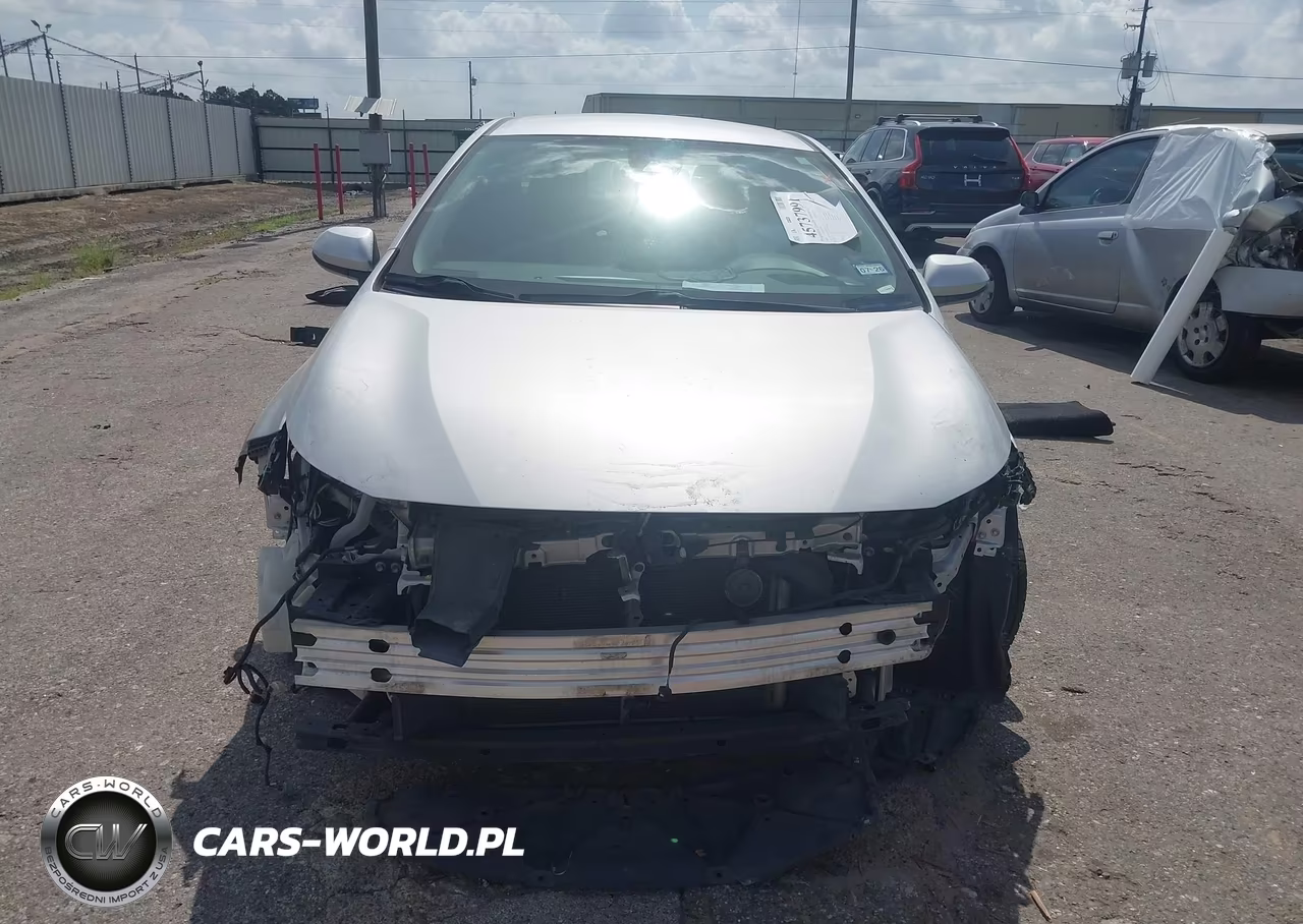 2020 Toyota Corolla Le VIN:JTDEPRAE6LJ039254 - 13