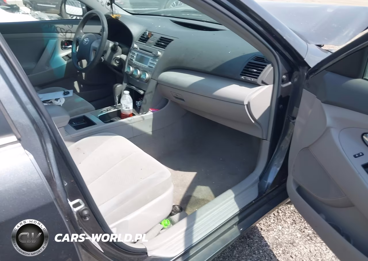 2009 Toyota Camry Le VIN:4T4BE46K79R113686 - 5
