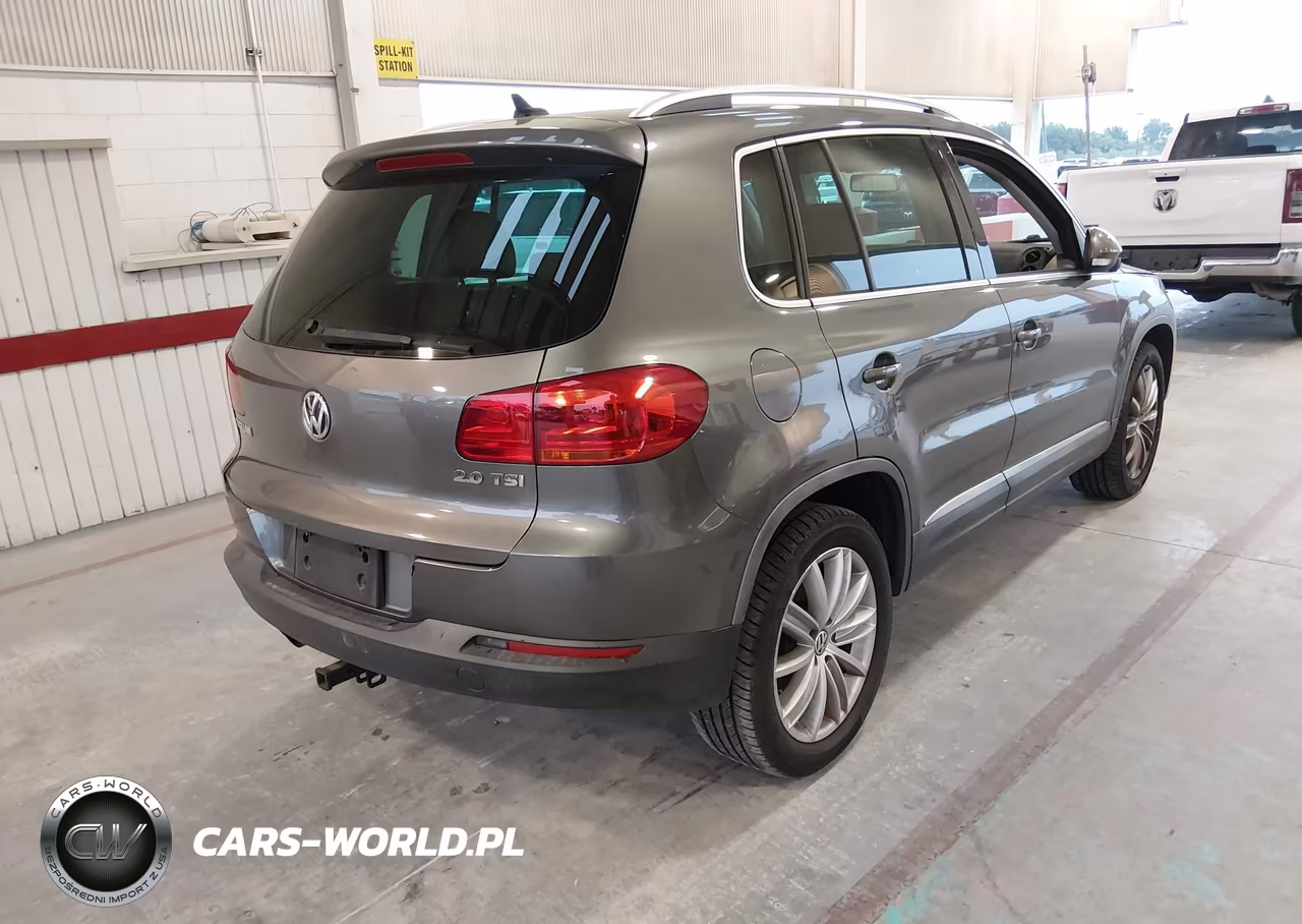 2012 Volkswagen Tiguan Se VIN:WVGAV7AX7CW000696 - 4
