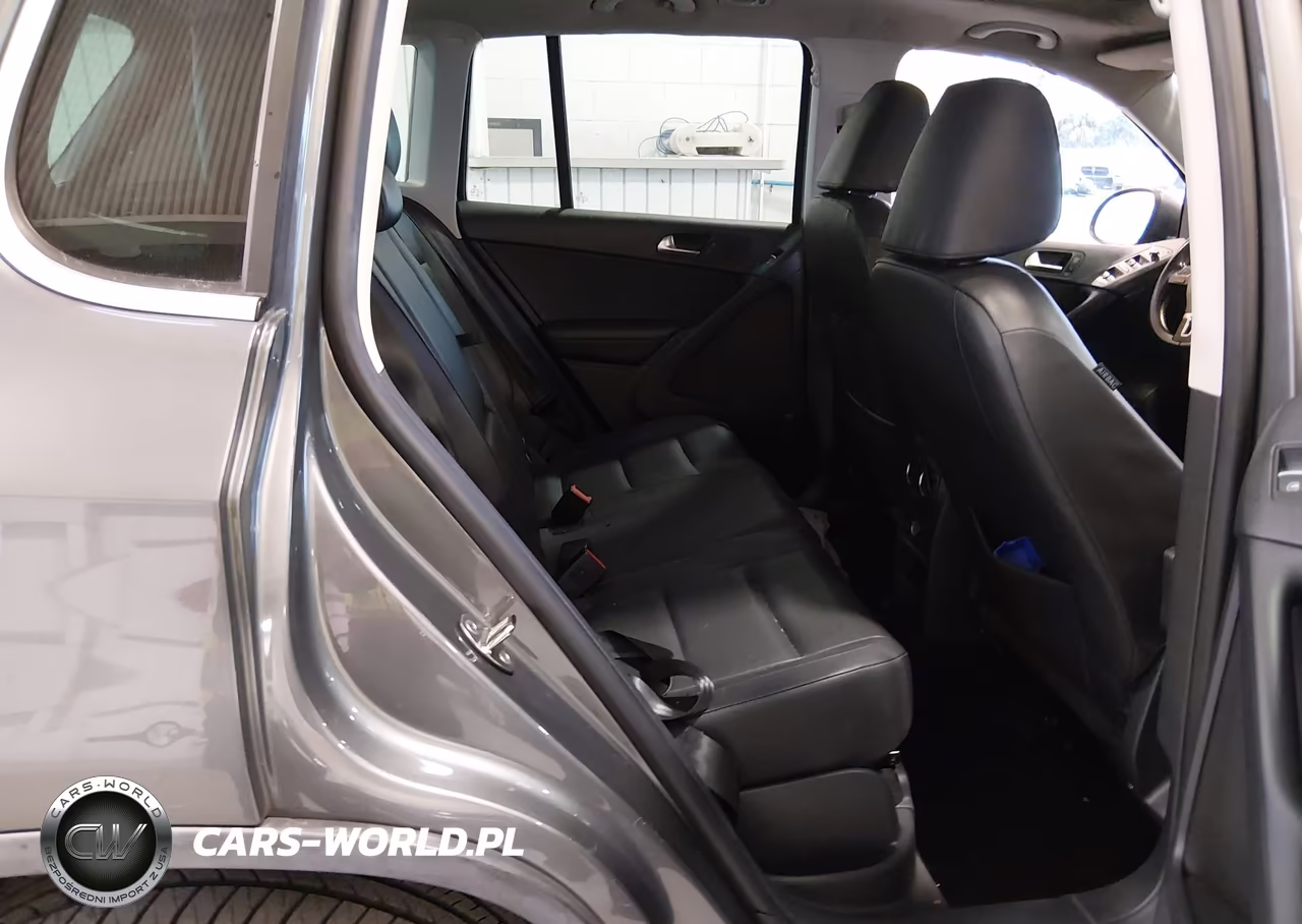 2012 Volkswagen Tiguan Se VIN:WVGAV7AX7CW000696 - 8