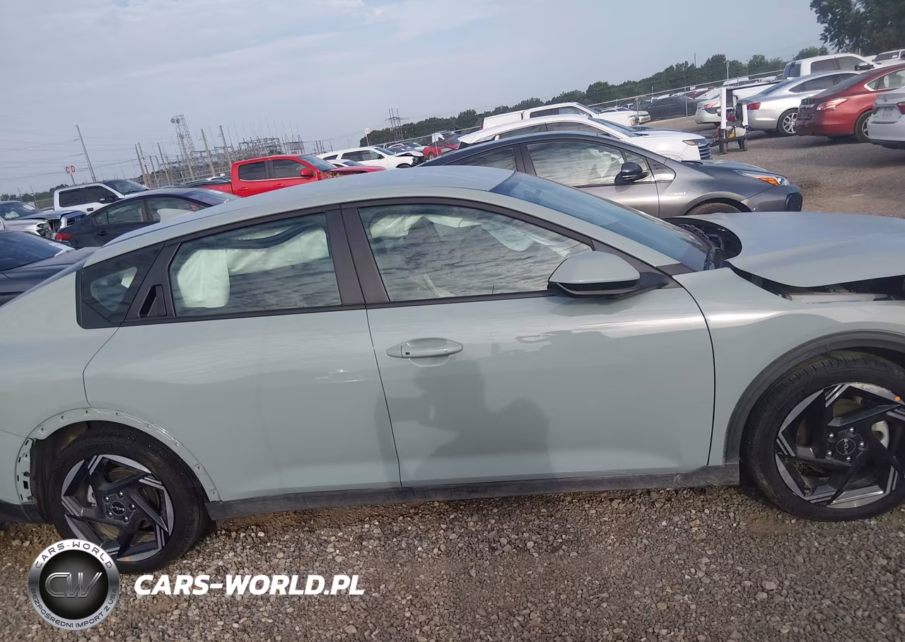 2025 Kia K4 Ex VIN:3KPFU4DE2SE223856 - 14