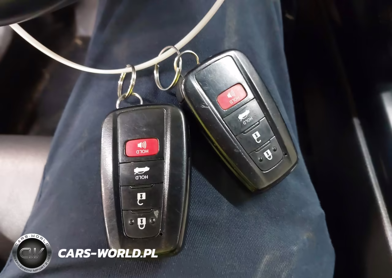 2018 Toyota Camry Se VIN:4T1B11HK6JU648692 - 11