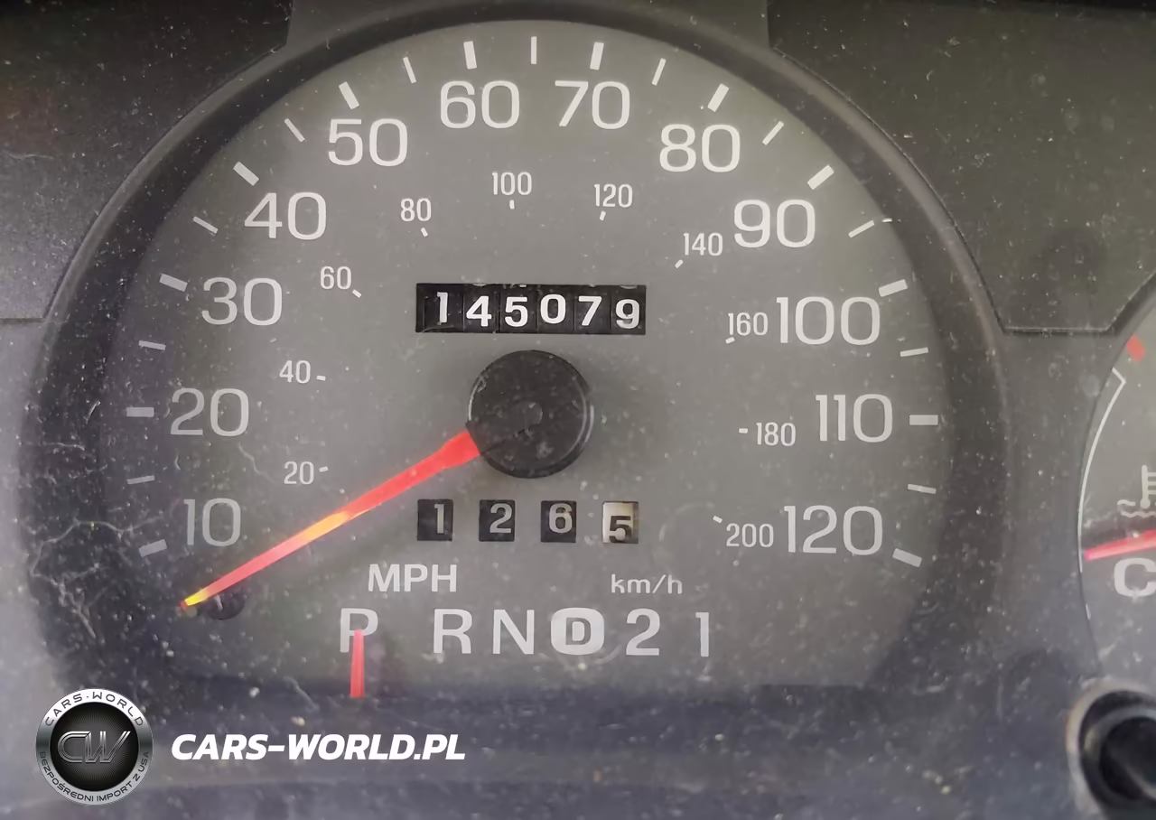 2002 Mercury Grand Marquis Ls VIN:2MEFM75W92X650257 - 16