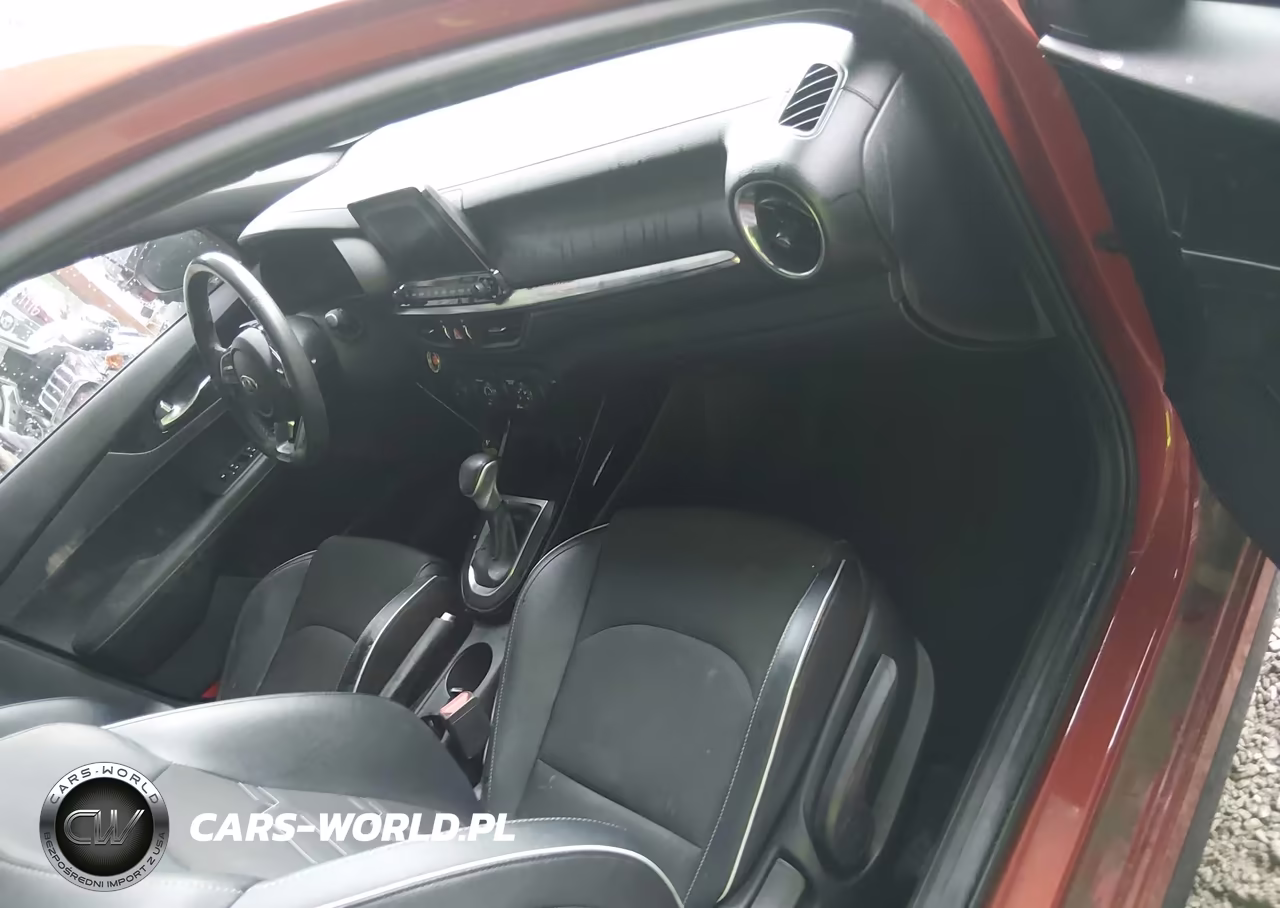 2020 Kia Forte Gt-Line VIN:3KPF34ADXLE230652 - 5