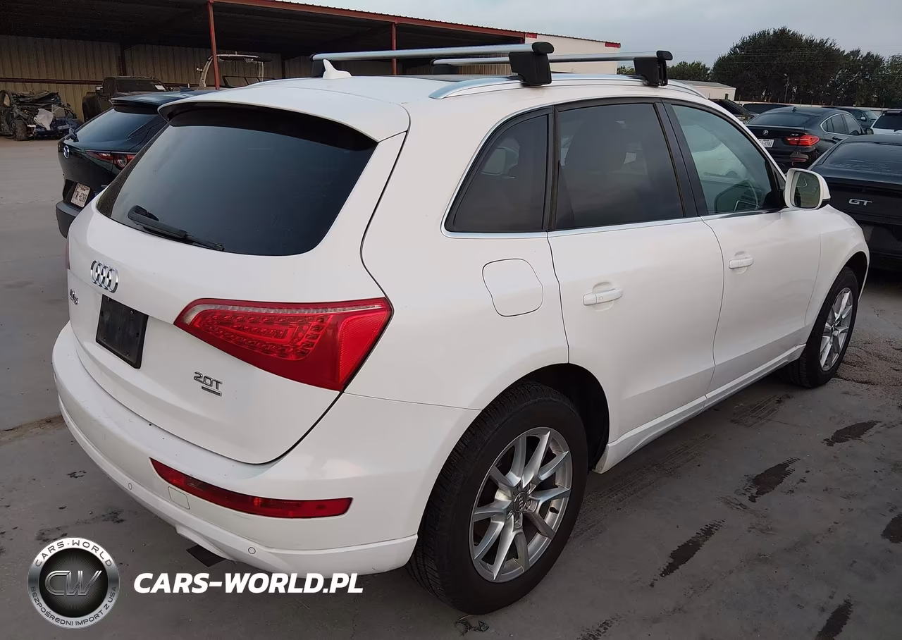 2011 Audi Q5 2.0T Premium VIN:WA1LFAFP2BA016374 - 4