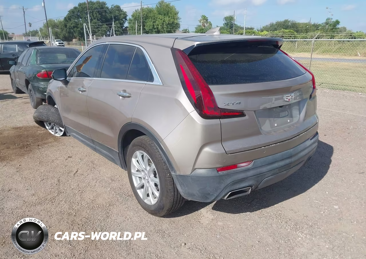 2023 Cadillac Xt4 Fwd Luxury VIN:1GYAZAR4XPF127507 - 3