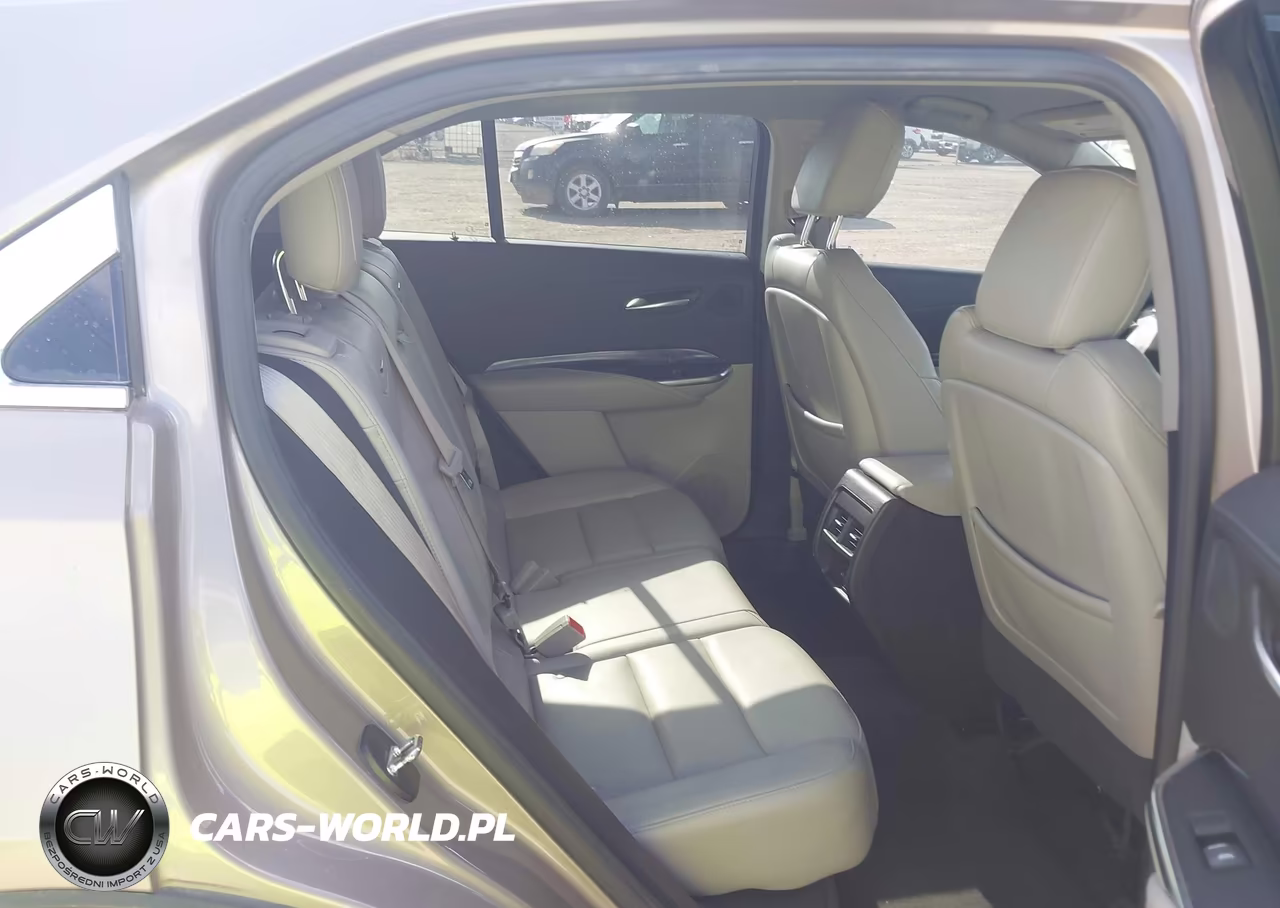 2023 Cadillac Xt4 Fwd Luxury VIN:1GYAZAR4XPF127507 - 8