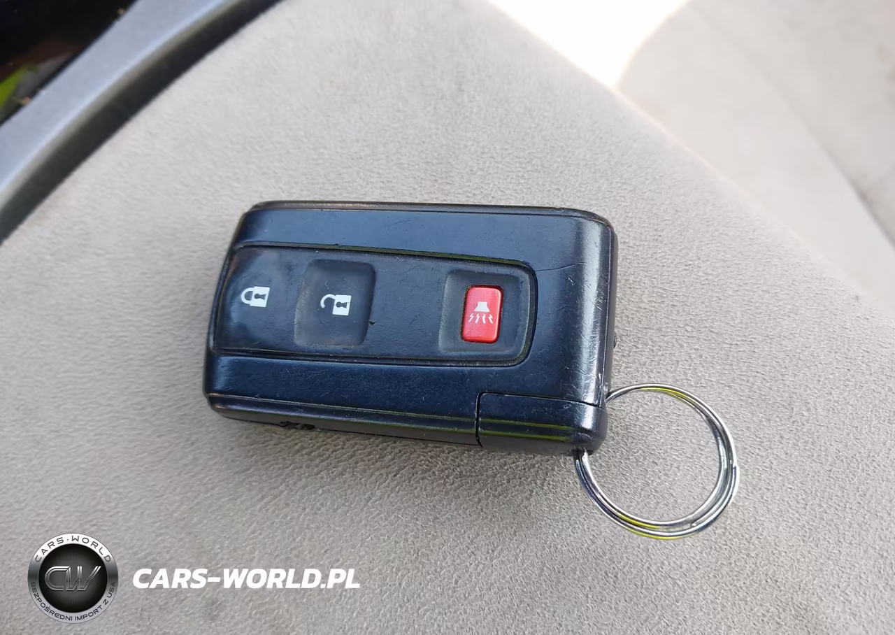 2005 Toyota Prius VIN:JTDKB22U153041113 - 11