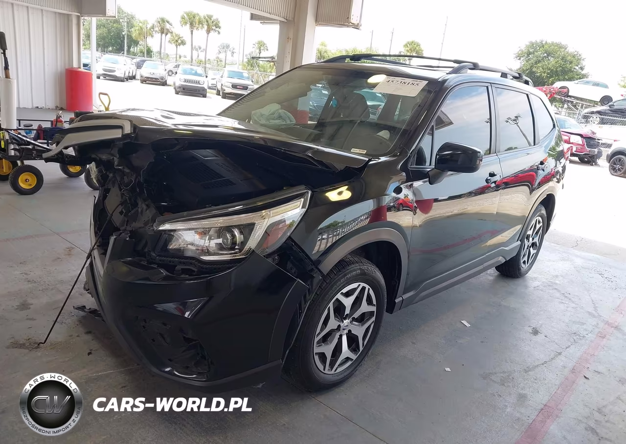 2020 Subaru Forester Premium VIN:JF2SKAJC6LH484541 - 2
