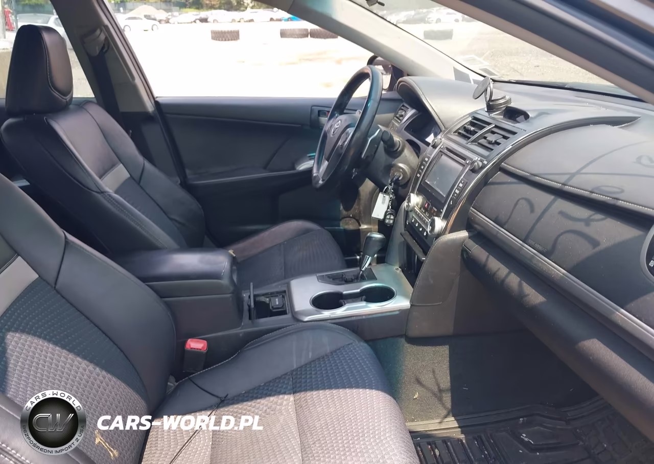 2014 Toyota Camry Se Sport VIN:4T1BF1FK7EU379113 - 5