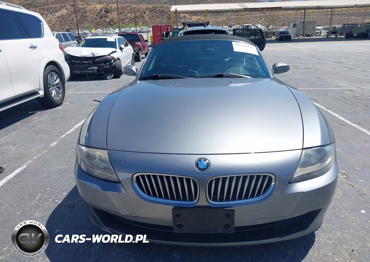 2008 BMW Z4 3.0Si VIN:4USBU53528LX04285 - 12