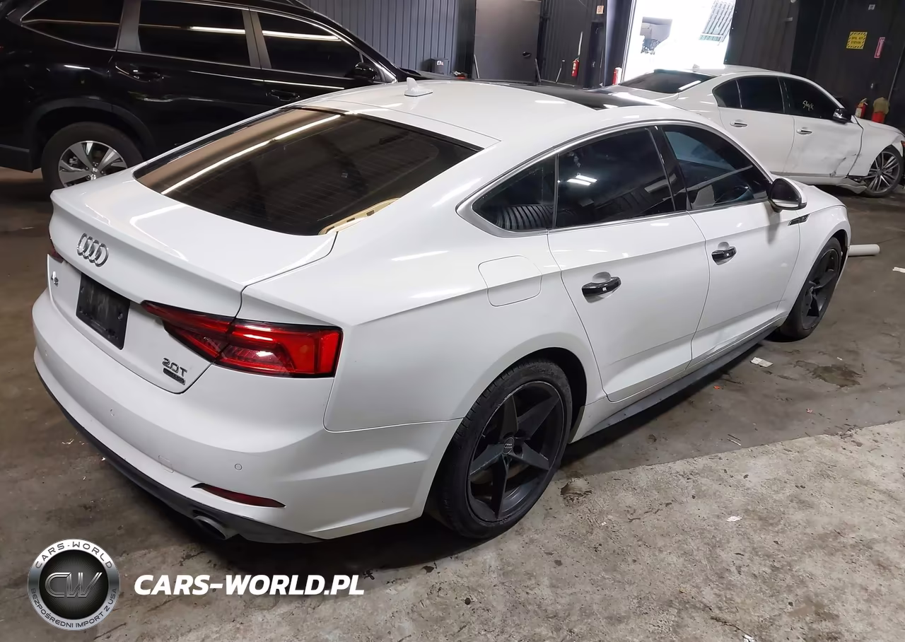 2018 Audi A5 2.0T Premium VIN:WAUENCF54JA009708 - 4