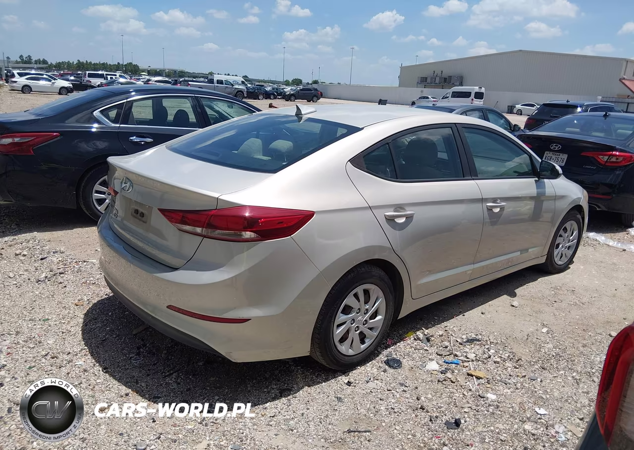 2017 Hyundai Elantra Se VIN:5NPD74LF2HH190323 - 4