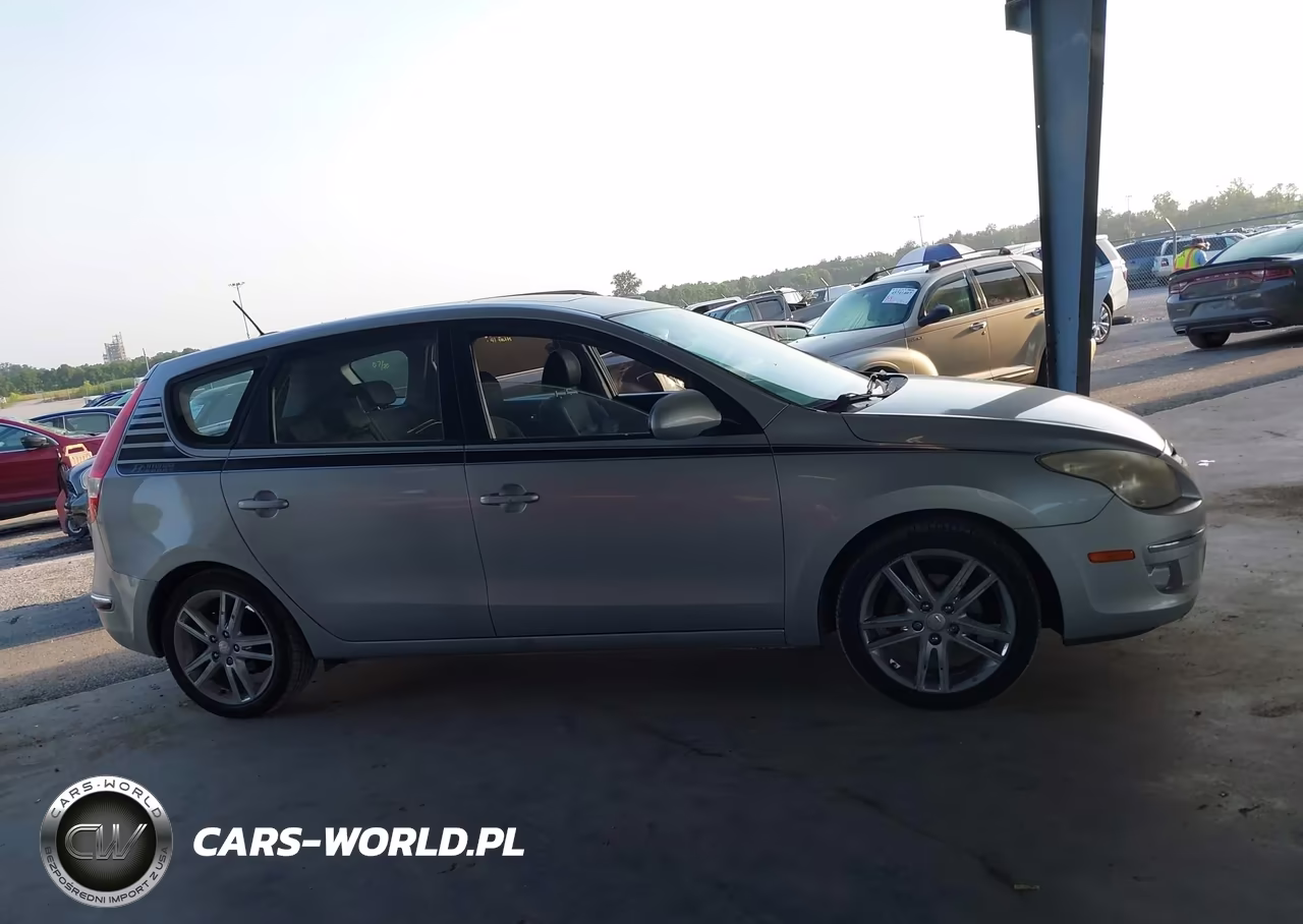 2009 Hyundai Elantra Touring VIN:KMHDC86E89U037678 - 13