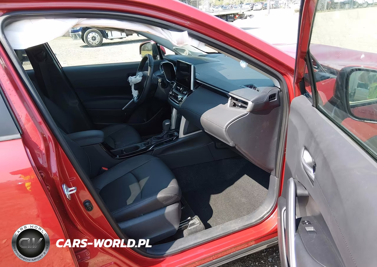 2024 Toyota Corolla Cross Xle VIN:7MUDAABG0RV092306 - 5