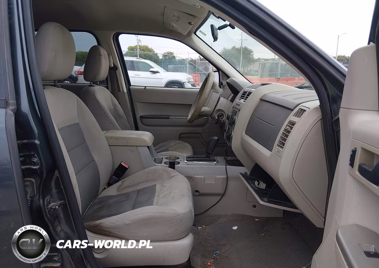 2008 Ford Escape Xlt VIN:1FMCU03128KD74403 - 5