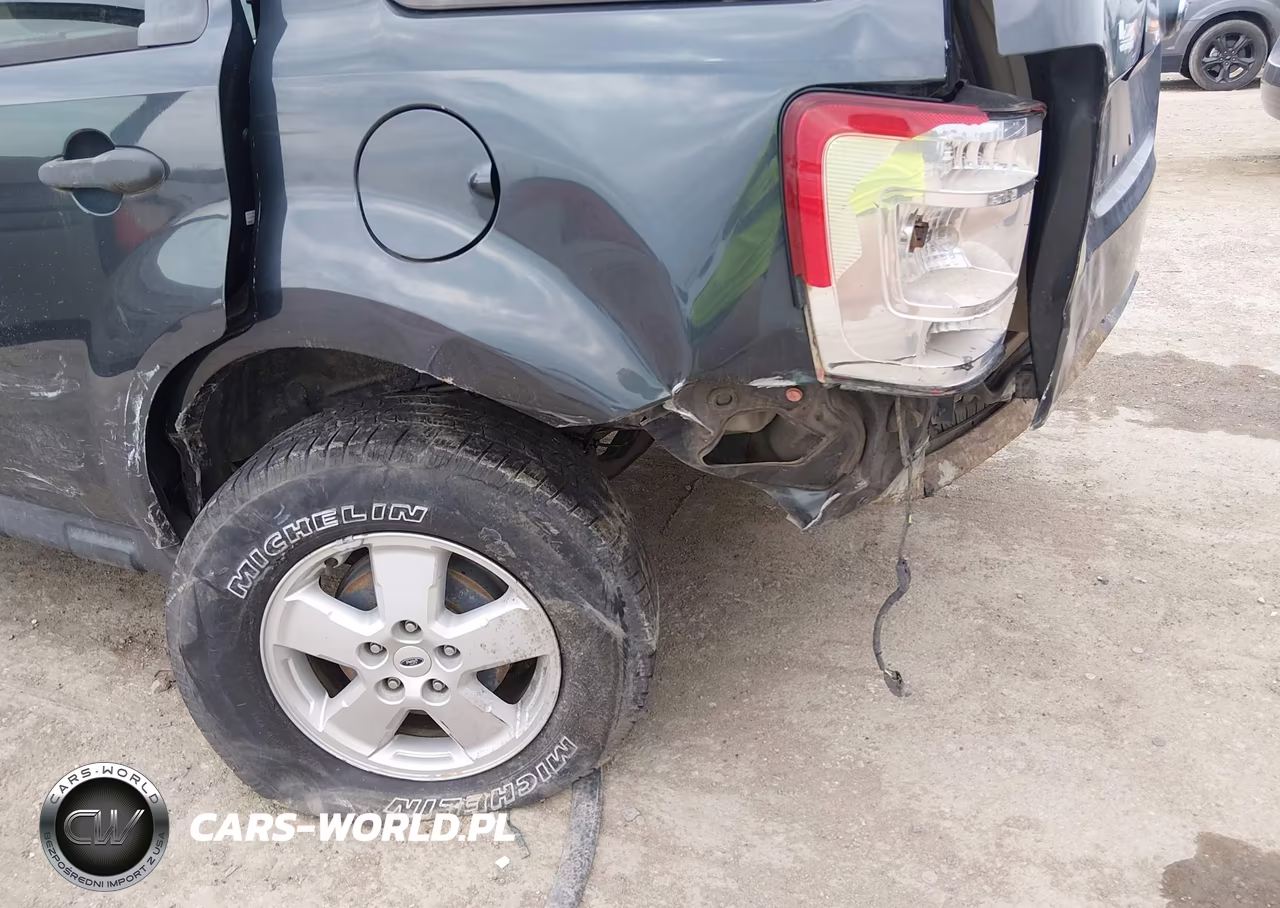 2008 Ford Escape Xlt VIN:1FMCU03128KD74403 - 6