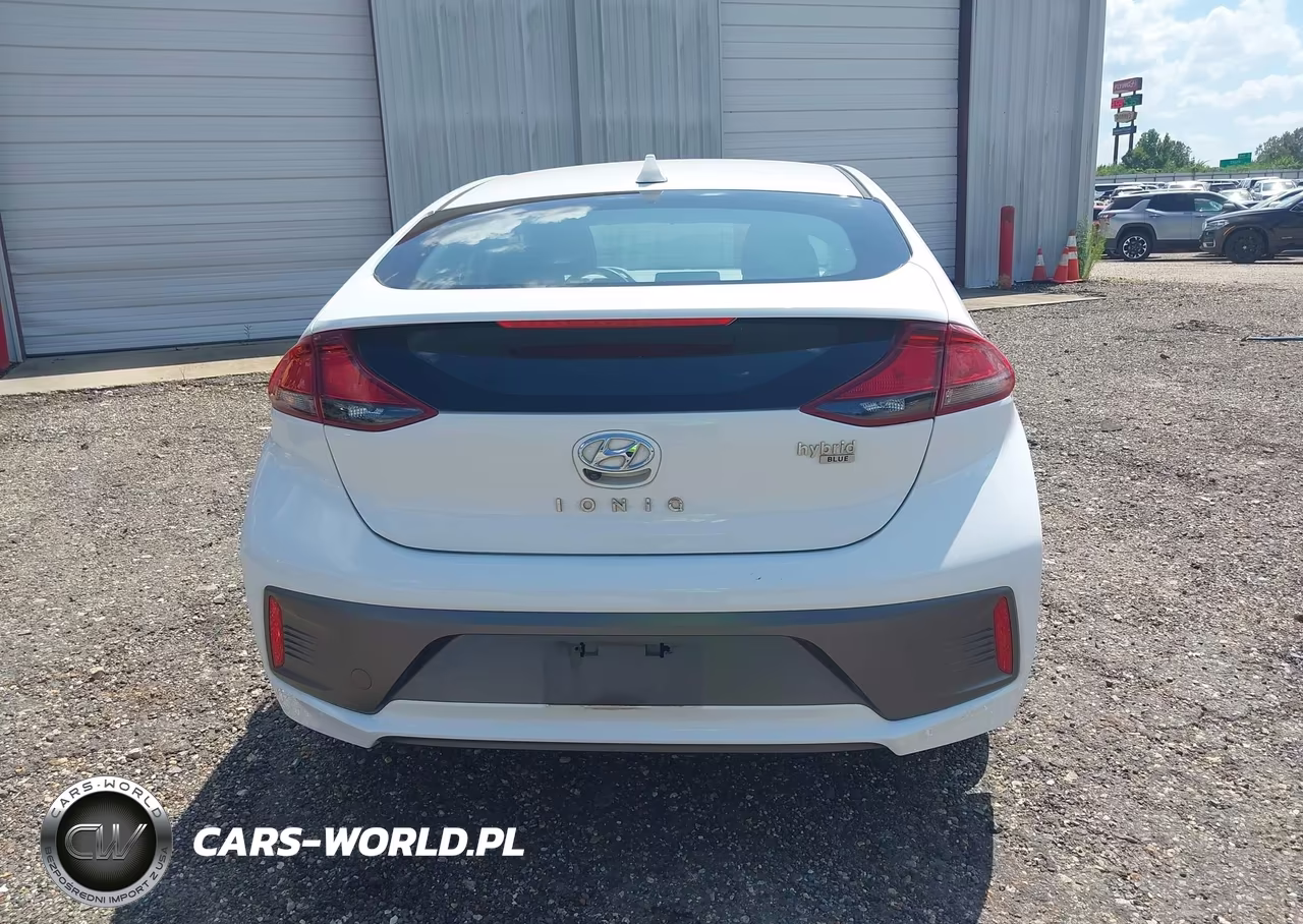 2020 Hyundai Ioniq Hybrid Blue VIN:KMHC65LC5LU220256 - 20
