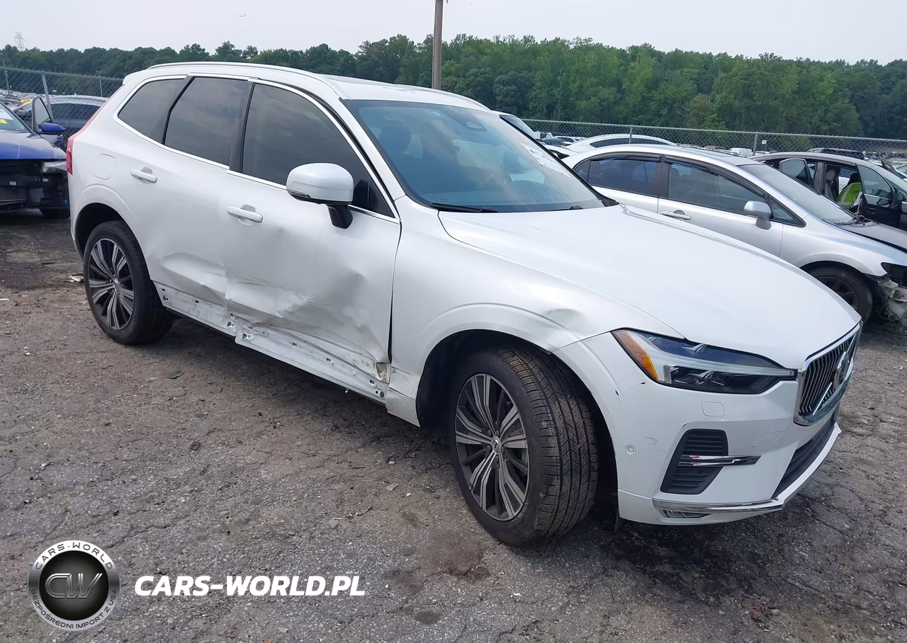 2023 Volvo Xc60 B5 Plus Bright Theme – zdjęcie 1 z 17