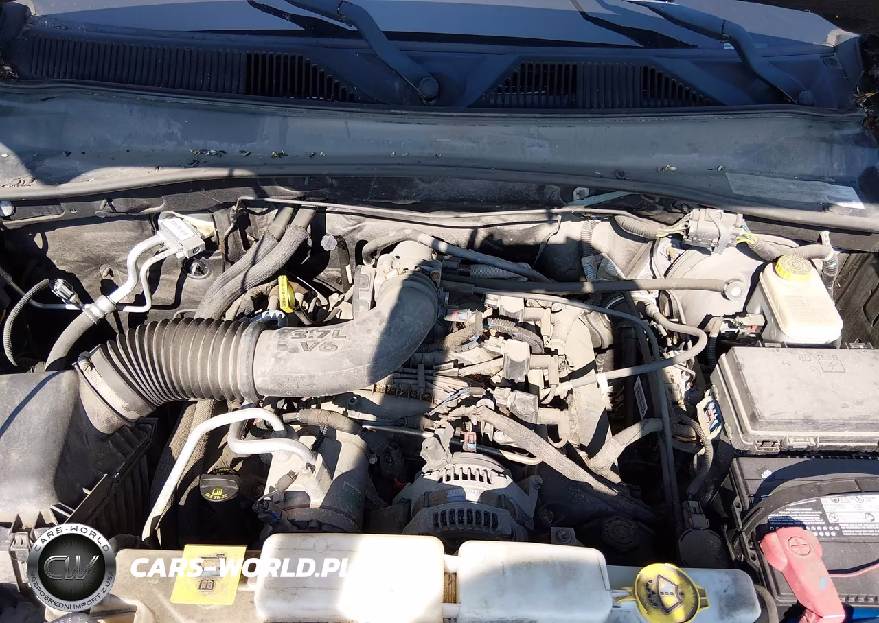 2011 Jeep Liberty Sport VIN:1J4PN2GKXBW524270 - 10