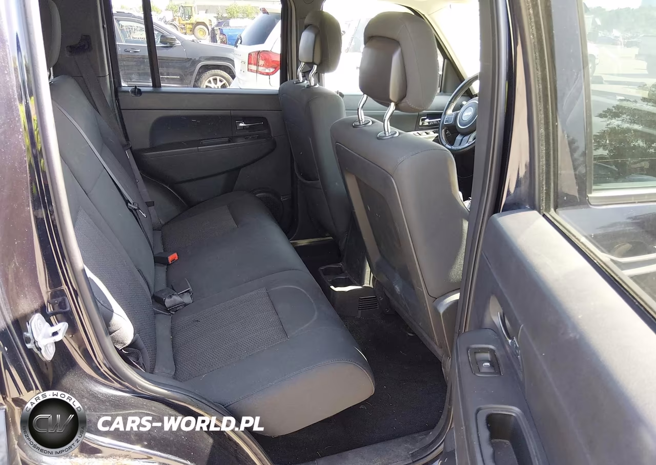 2011 Jeep Liberty Sport VIN:1J4PN2GKXBW524270 - 8