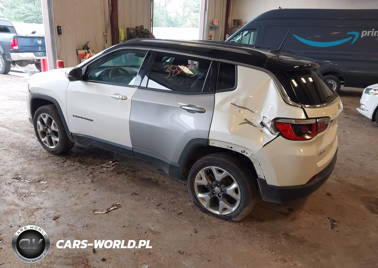 2020 Jeep Compass Limited 4X4 VIN:3C4NJDCBXLT204514 - 3