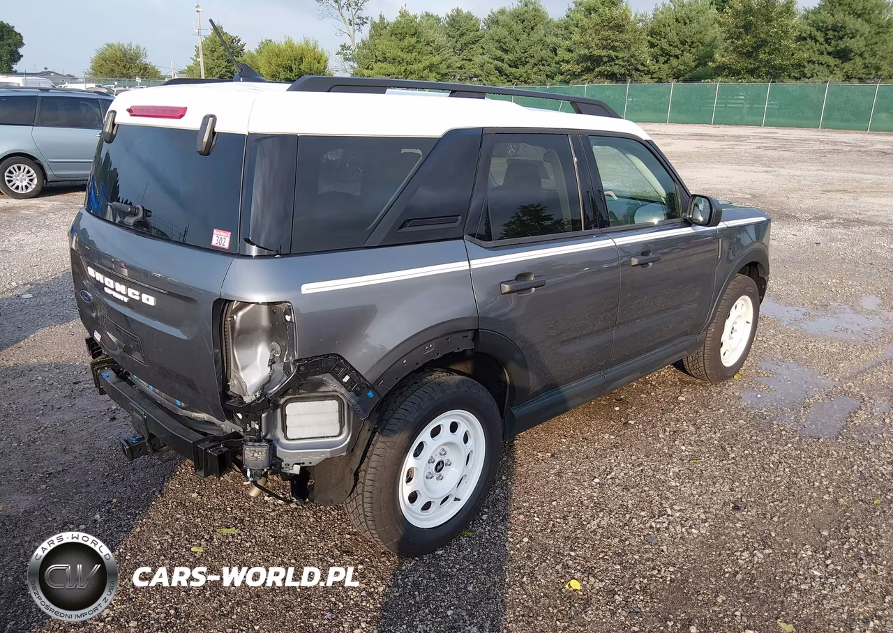 2024 Ford Bronco Sport Heritage VIN:3FMCR9G67RRF54744 - 4