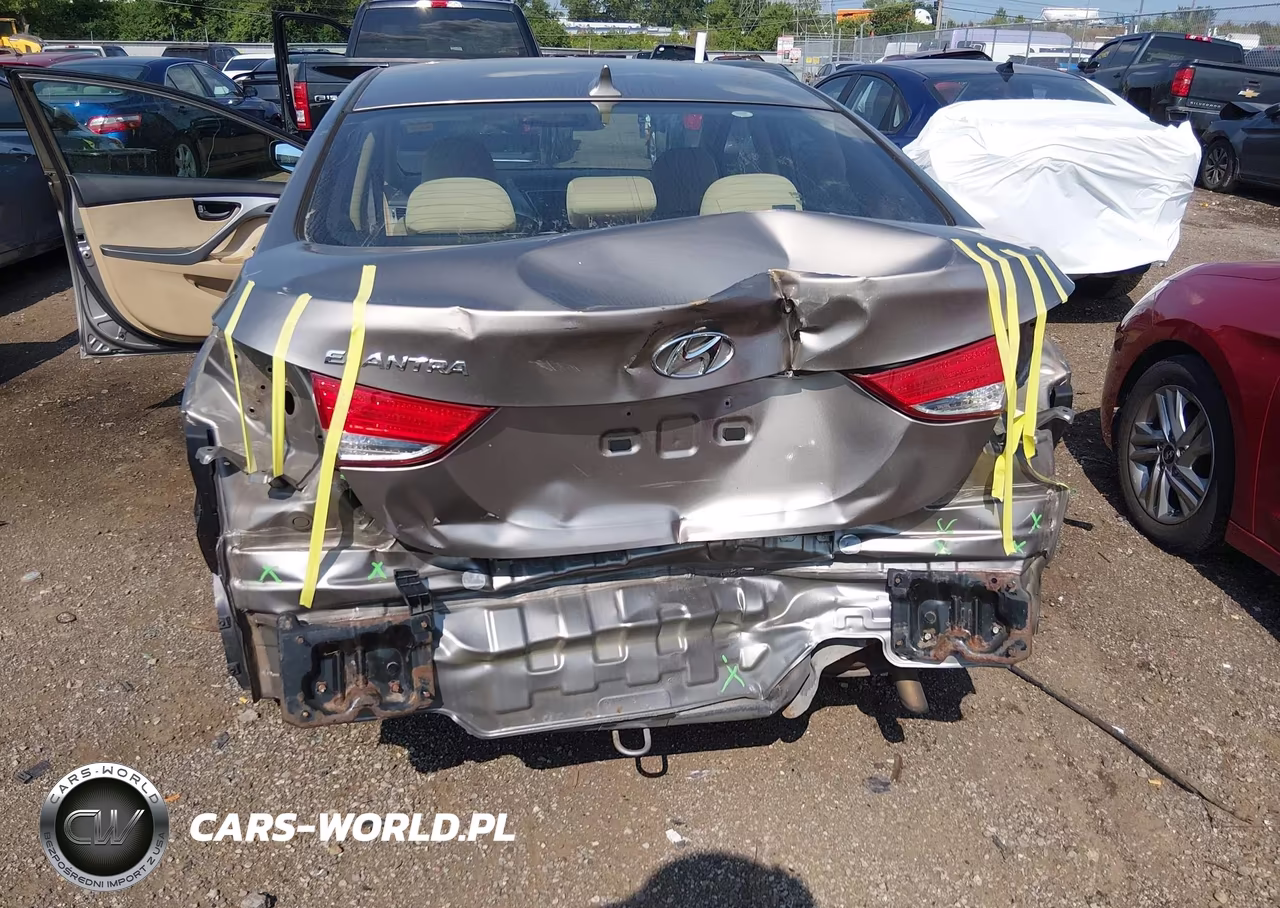 2013 Hyundai Elantra Gls VIN:5NPDH4AE9DH319899 - 6